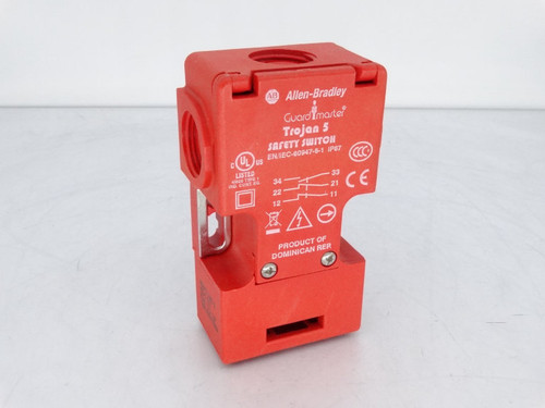 440K-T11089 Guardmaster Trojan 5 Tongue Interlock, No Special Features, 2 N.C. Safety, 1 N.O Aux, 2 N.C. Safety Contacts, Break Before Make, 1 N.O. Auxillary Contact, No Actuator, M20 Conduit, Tongue Interlock Switch, Plastic